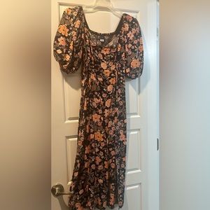 Women dress